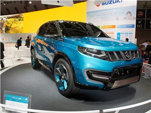 Suzuki iV-4 concept 2013 вид спереди