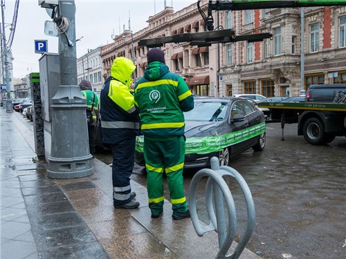 Все больше москвичей начинает соблюдать правила парковки