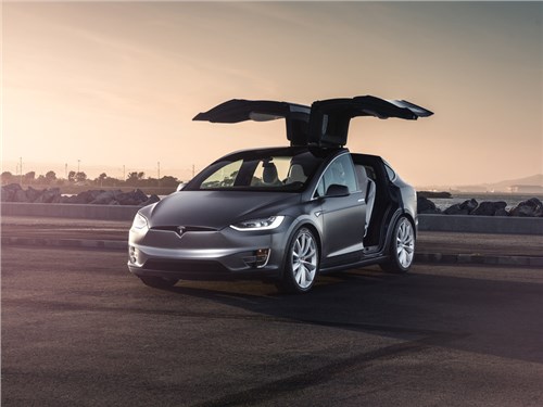 «Автопилот» Tesla Motors попал в новое серьезное ДТП