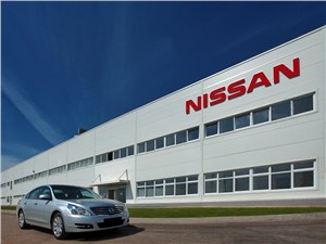 Nissan сокращает производство в России