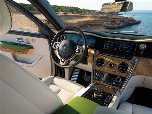 Rolls-Royce Cullinan Series II (2025) салон