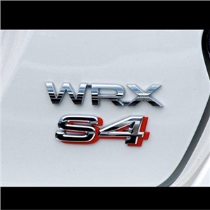 Subaru опубликовал тизер обновленного спорт-седана WRX S4 для японского рынка