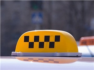 Легальных таксистов допустят к аэропортам