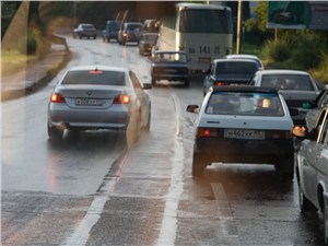 Госдума вернула штраф за выезд на «встречку»