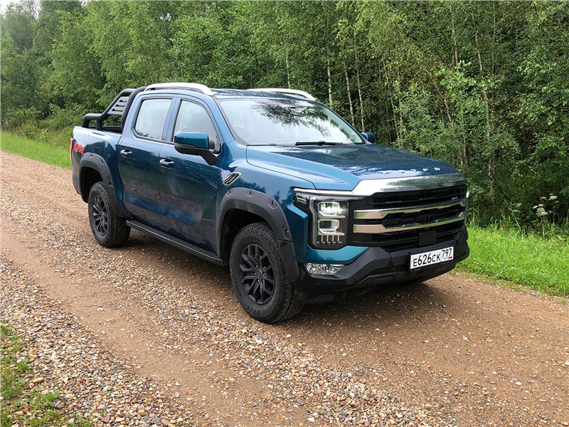 Foton Tunland V7 (2024) вид спереди