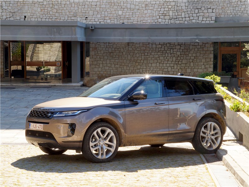 Land Rover Range Rover Evoque 2020 вид спереди сбоку