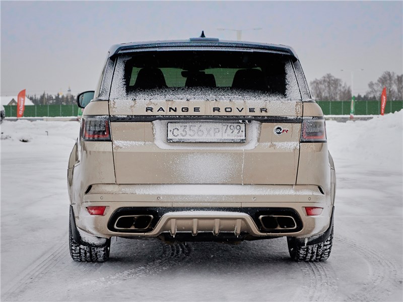 Land Rover Range Rover Sport SVR (2018) вид сзади
