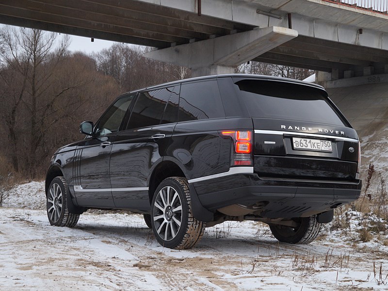 Range Rover LWB 2014 вид сзади сбоку