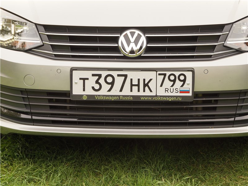 Volkswagen Polo Sedan 2016 решетка радиатора