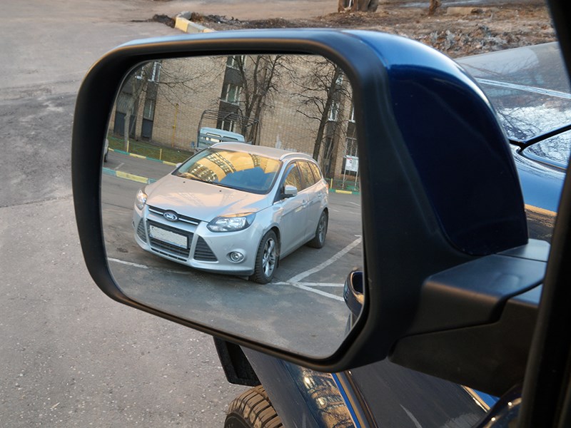 UAZ Pickup 2014 боковое зеркало