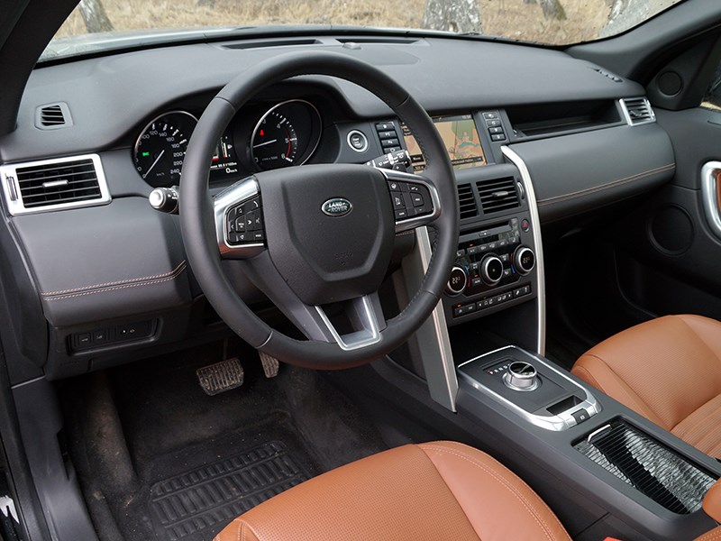 Land Rover Discovery Sport 2015 водительское место
