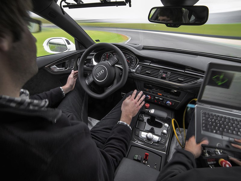 Audi ограничит функционал «автопилота» на новой А8