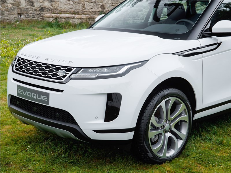 Land Rover Range Rover Evoque 2020 передние бампер