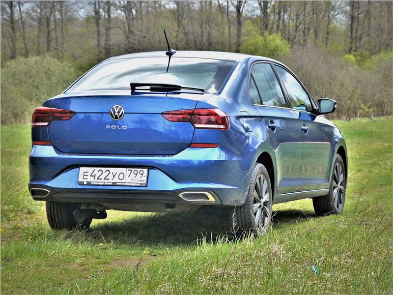 Volkswagen Polo (2020) вид сзади