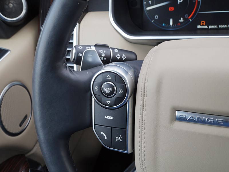 Range Rover LWB 2014 управление «музыкой»