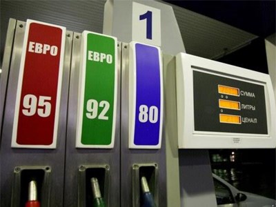 Цены на бензин будут расти из-за реализации властями РФ налогового маневра в нефтяной отрасли