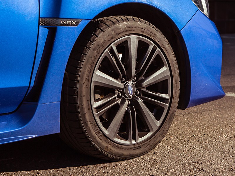 Subaru WRX 2015 колесо