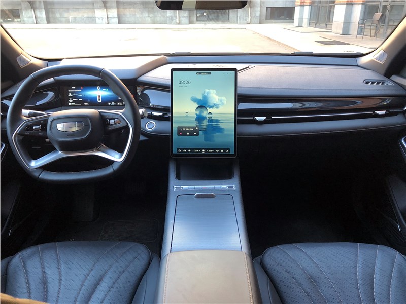 Geely Preface (2024) салон