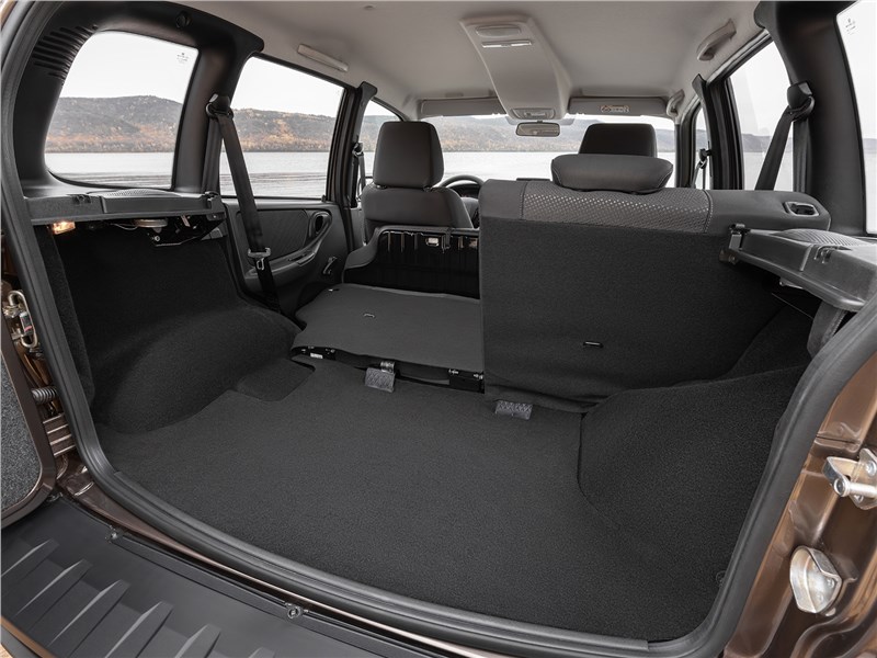 Lada Niva Travel (2025) багажное отделение