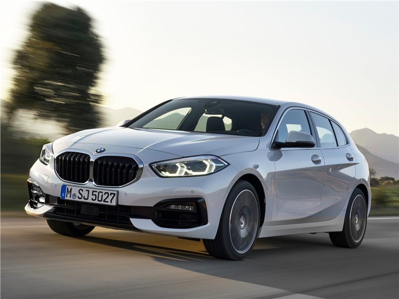 BMW 1-Series 2020 вид спереди