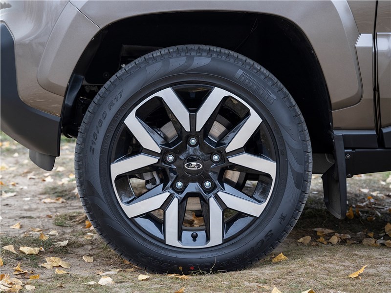 Lada Niva Travel (2025) колесо