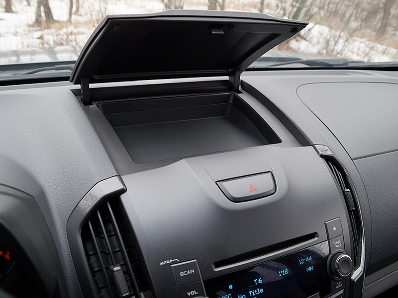 Chevrolet Trailblazer 2012 емкость для хранения