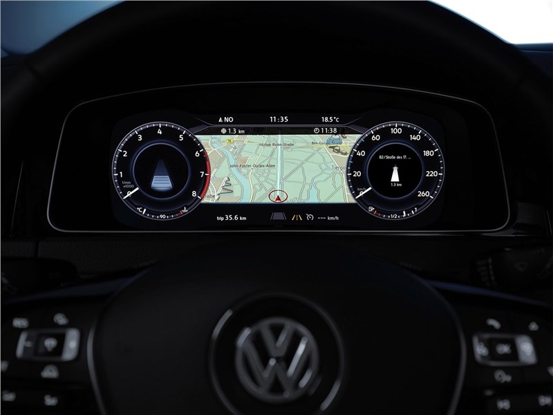 Volkswagen Golf 2017 приборная панель