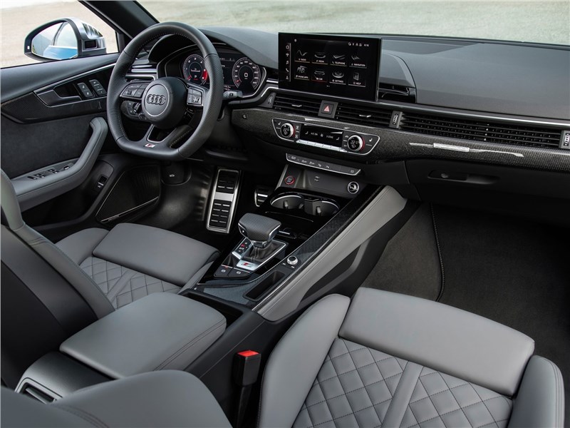 Audi S4 TDI 2020 салон