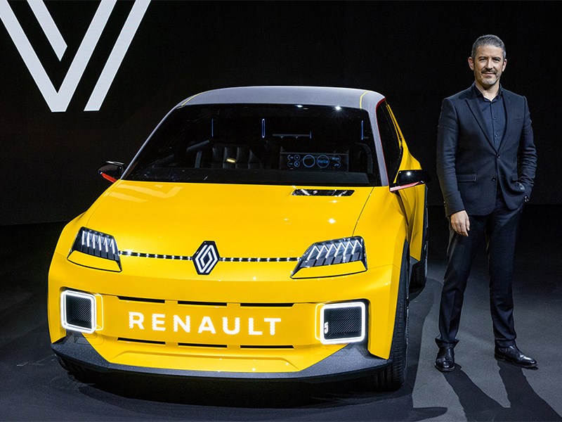 В Renault представили возрожденную модель с индексом «5»