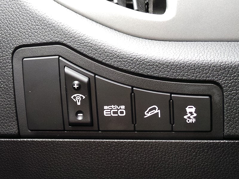 Kia Sportage 2014 кнопки