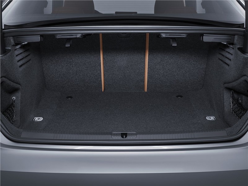 Audi A5 Coupe 2017 багажное отделение