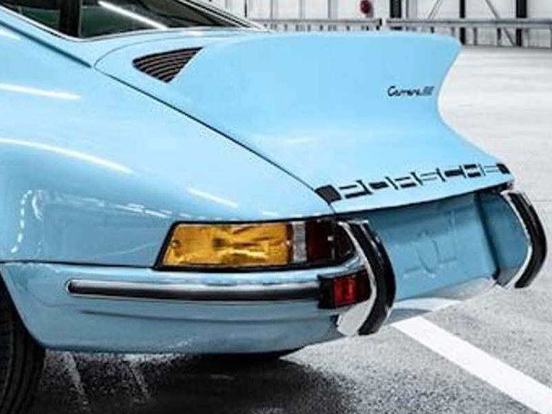 Porsche Carrera GT превратили в электрокар