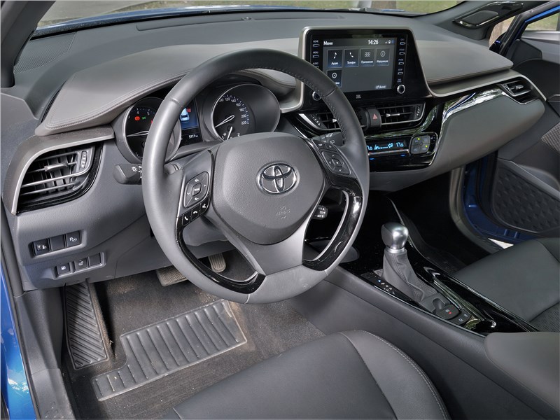 Toyota C-HR 2020 салон