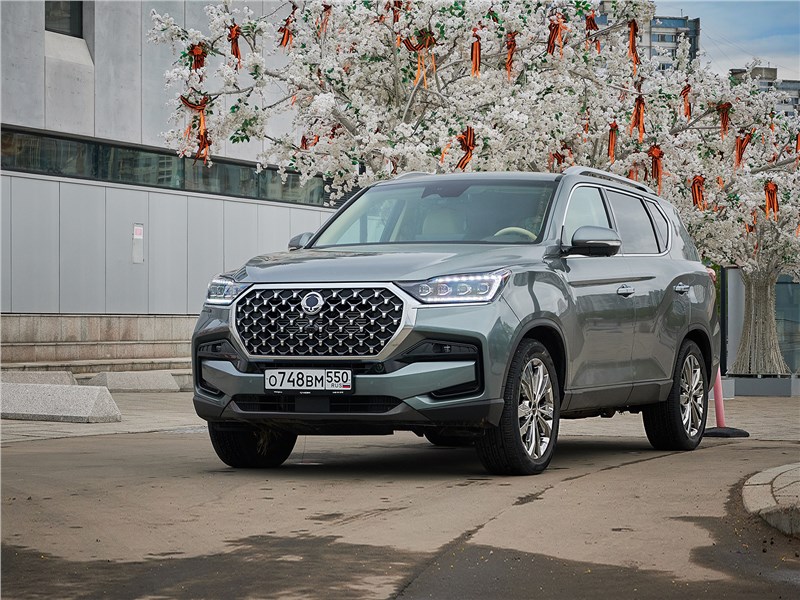 KGM Rexton - kgm rexton (2025) сегодня, но по семь