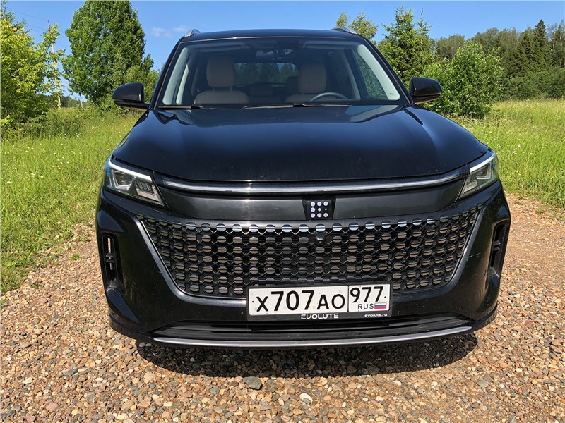 Evolute i-Space (2024) вид спереди