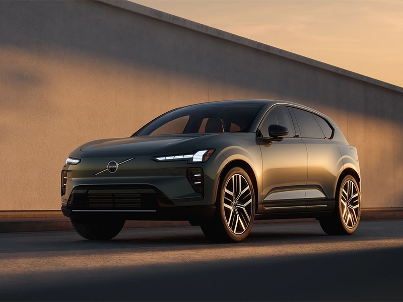 Volvo представила электрокроссовер с запасом хода до 810 км