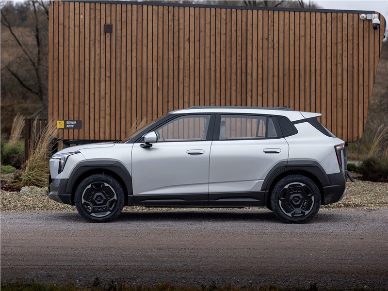 Evolute I-Joy (2026) вид сбоку