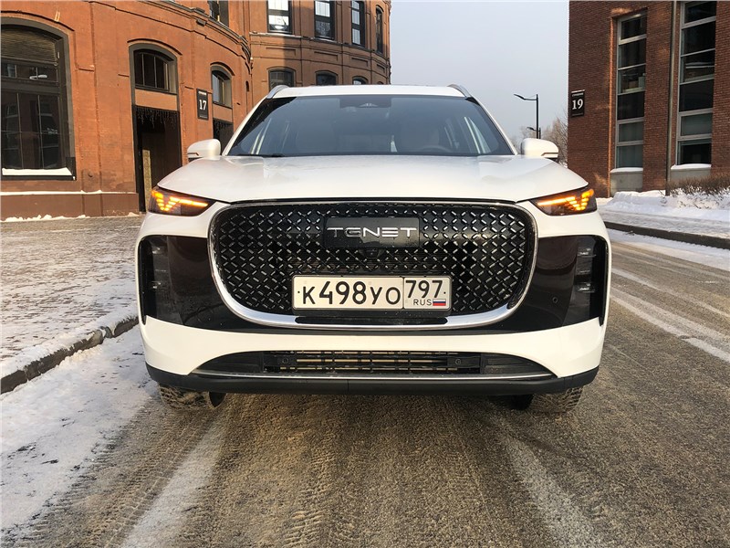 TENET T8 (2025) вид спереди