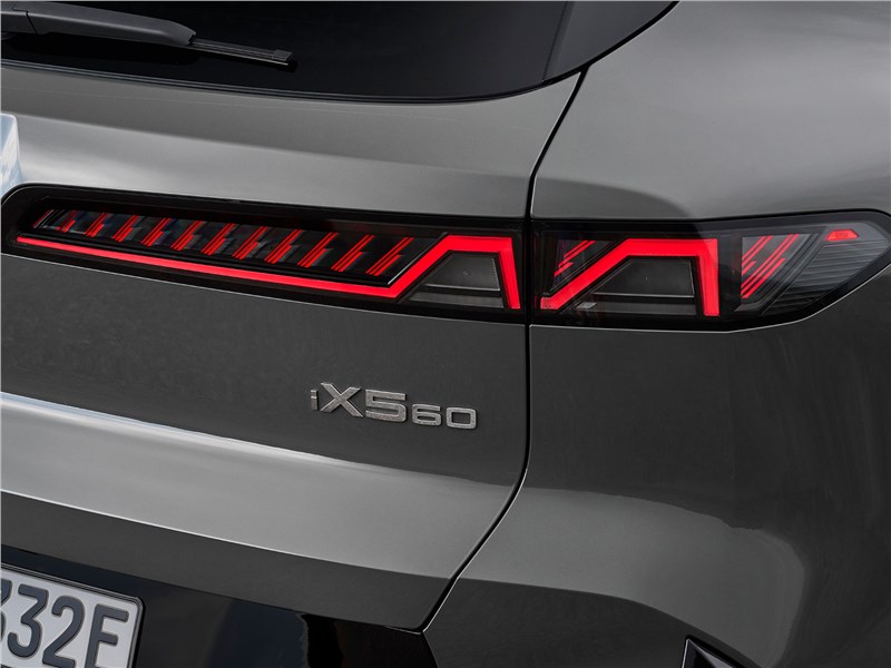 BMW iX5 (2026) задний фонарь