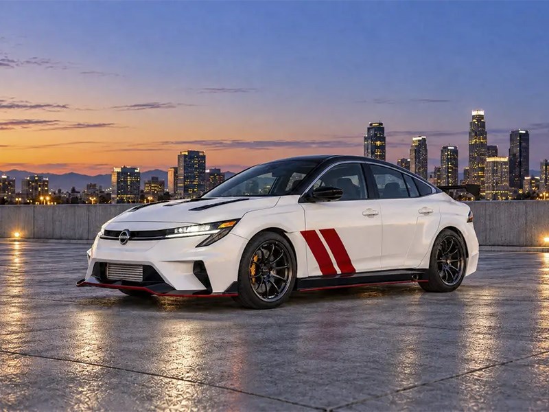 Nissan показал 300-сильный Sentra Spec V с «механикой»