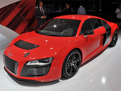 Моторная гамма Audi R8 нового поколения сохранит атмосферные двигатели