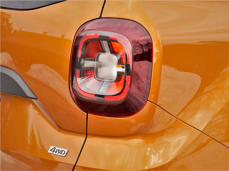 Renault Duster (2021) задний фонарь
