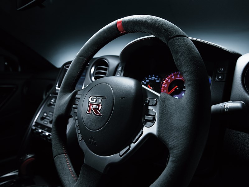 Nissan GTR Nismo 2013 руль
