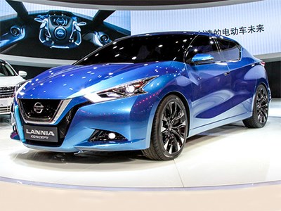 Nissan показал в Китае концепт нового седана среднего класса