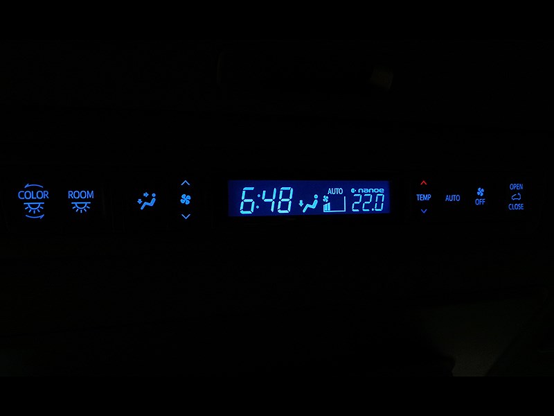 Toyota Alphard 2015 панель климат-контроля 