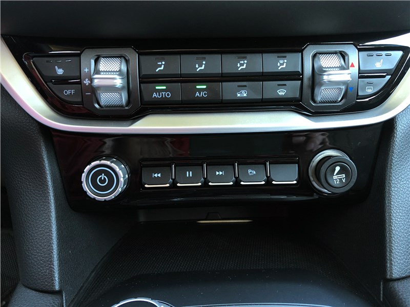 Foton Tunland G7 (2024) управление климатом