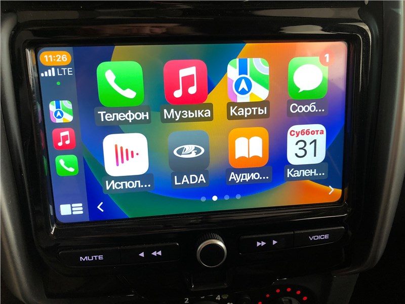 Lada Largus Cross (2021) монитор