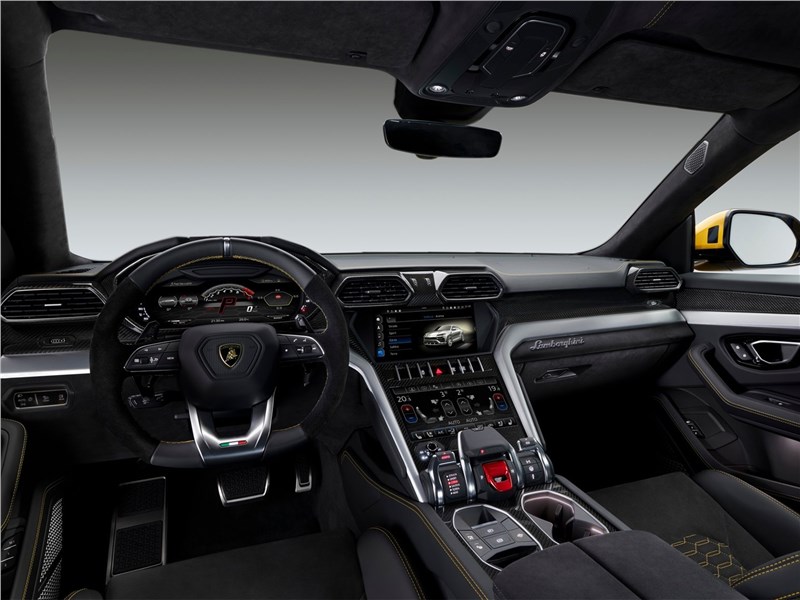 Lamborghini Urus 2019 салон