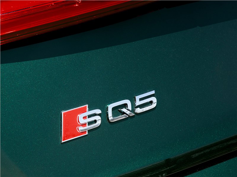 Audi SQ5 3.0 TFSI 2018 шильдик