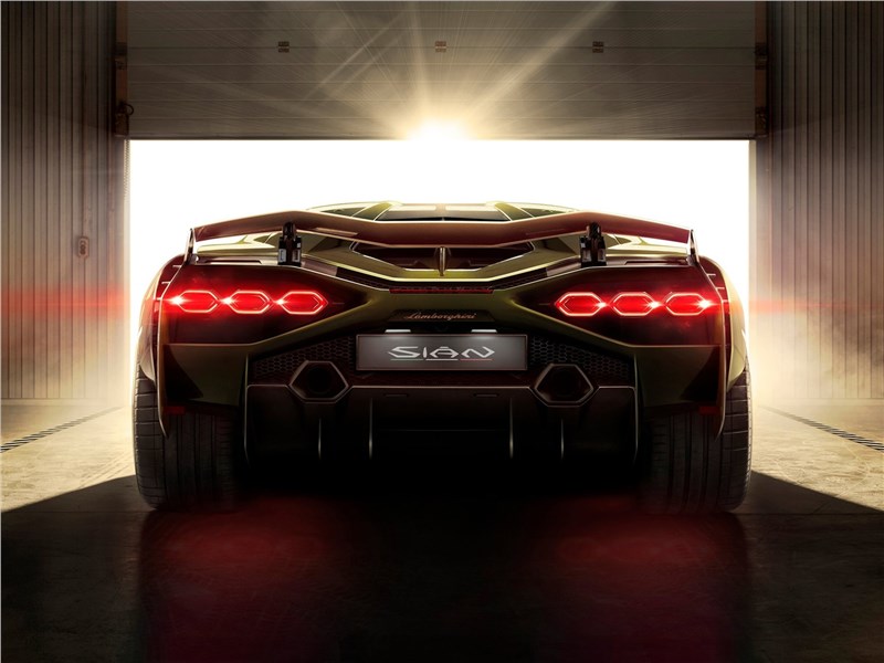 Lamborghini Sian 2020 вид сзади